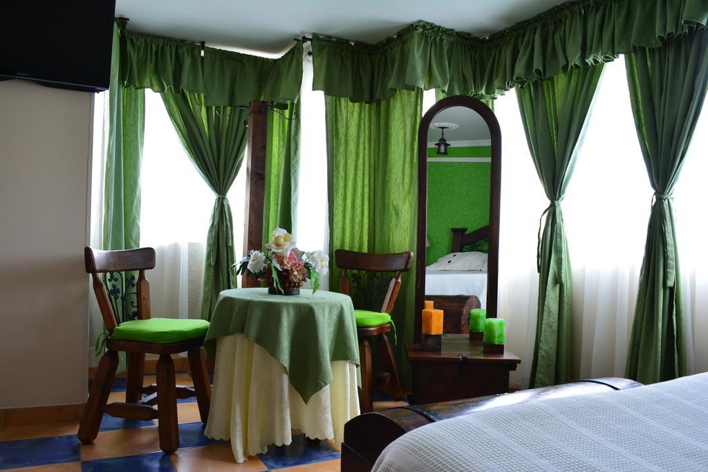 Hotel Casa Colonial Santa Rosa de Cabal Quarto foto