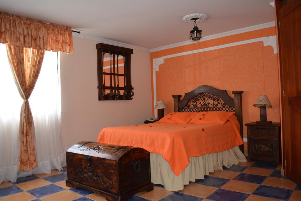 Hotel Casa Colonial Santa Rosa de Cabal Quarto foto
